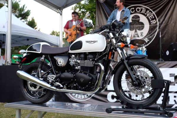 triumph_thruxton_ace_cafe_special_edition