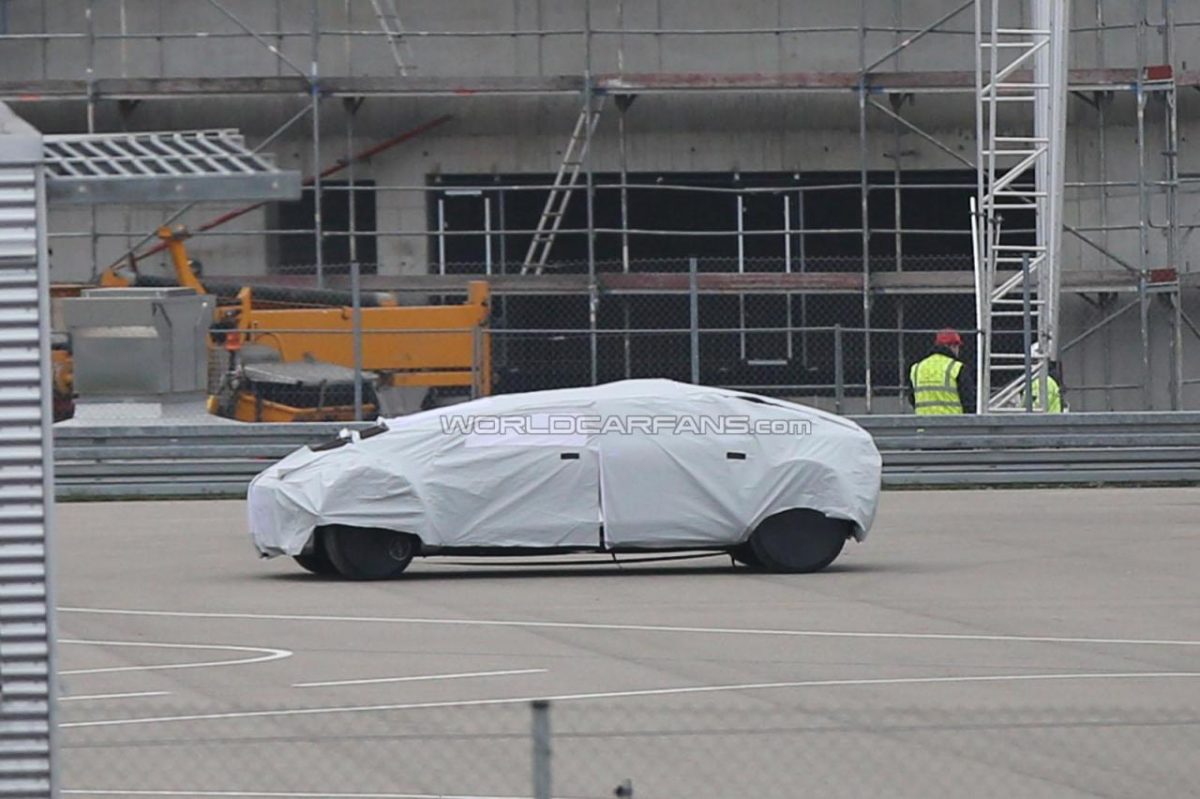 Mercedes Autonomous Driving Concept Spied in Germany