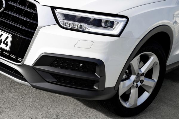 2015 Audi Q3 face-lift (26)