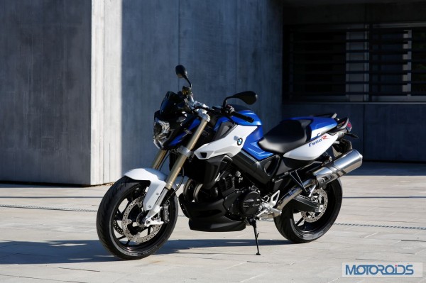 2015-BMW-F800R-Official-Images-20