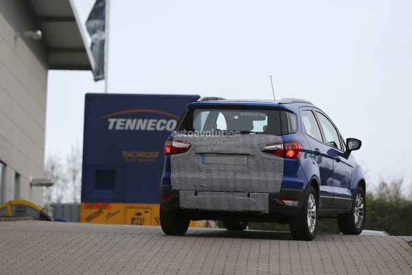2015 Ford Ecosport face-lift (1)