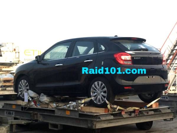 2015 Maruti YRA premium hatch-back (5)