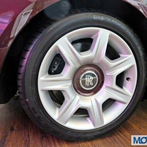 Rolls Royce Ghost Series II India Launch New Alloy Wheel