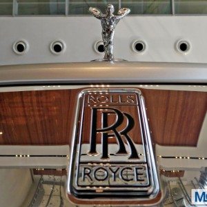 Rolls Royce Ghost Series II India Launch Spirit of Ecstasy RR Logo