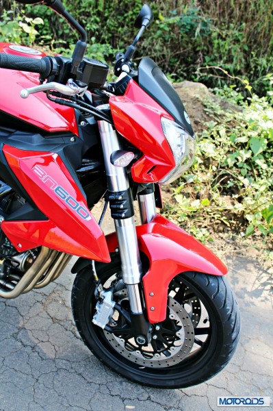 Benelli-BN600i-front-end