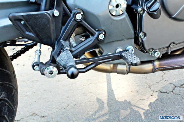 Benelli-BN600i-gearshift