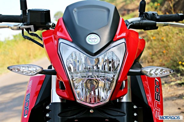 Benelli-BN600i-headlight