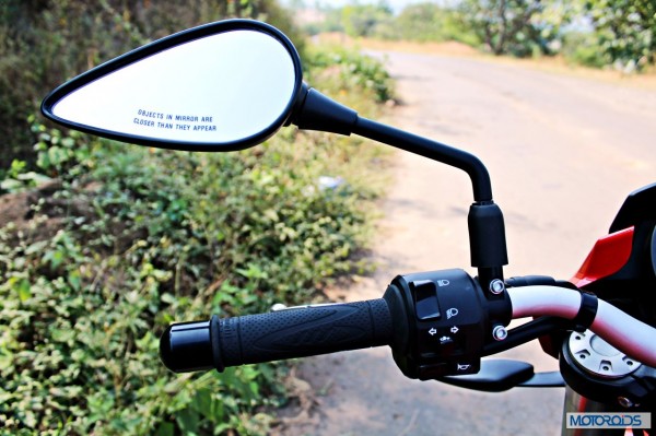 Benelli-BN600i-left-handlebar