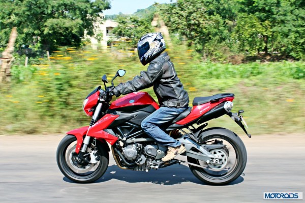 Benelli-BN600i-moving-left