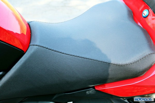 Benelli-BN600i-seat