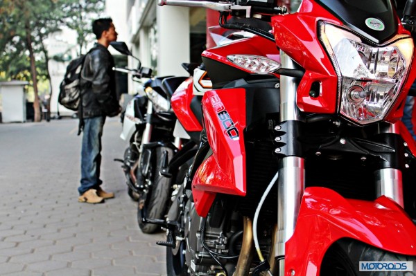 Benelli-BN600i-showroom-front