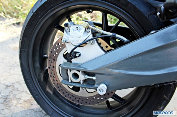 Benelli-BN600i-swingarm