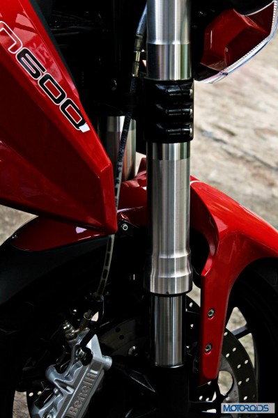 Benelli-BN600i-usd-forks