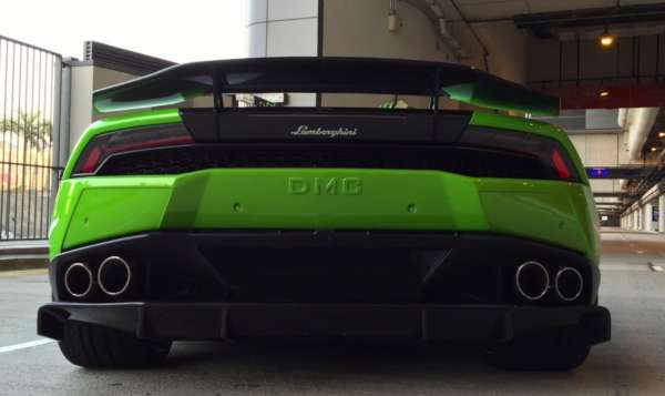 DMC Huracan 1