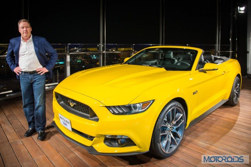 Ford-Mustang-unveiled-on-Burj-Khalifa-4