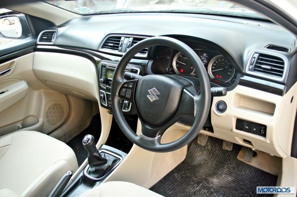 Maruti Suzuki Ciaz center console (1)