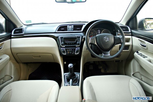 Maruti Suzuki Ciaz center console (2)