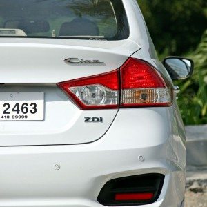 Maruti Suzuki Ciaz center rear