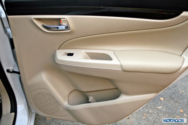 Maruti Suzuki Ciaz  interior (29)