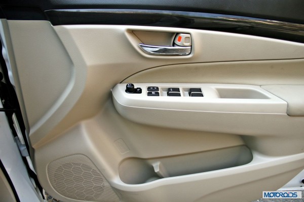 Maruti Suzuki Ciaz  interior (5)