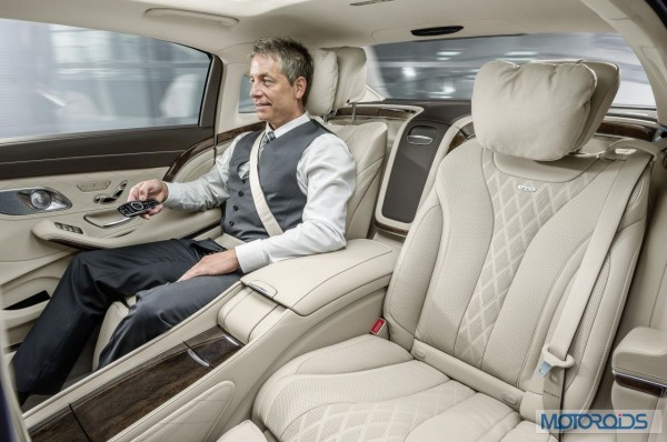 Mercedes-Maybach-S600-S500-Debut-At-LA-Motor-Show-Interiors-13