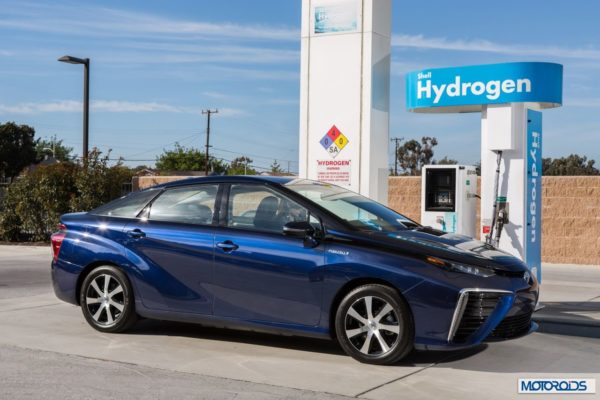 New Toyota Mirai fuel cell car (16)