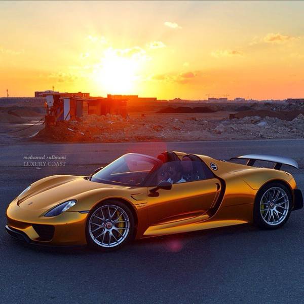 Porsche  Spyder Gold Wrapped Final