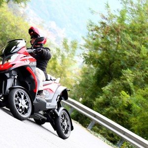 Quadro worlds first four wheel scooter