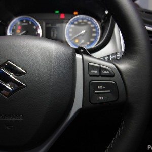 Suzuki S Cross steering wheel