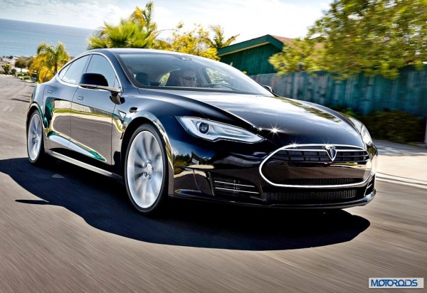 Tesla Model S (4)