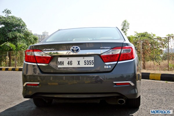 Toyota Camry Hybrid (17)