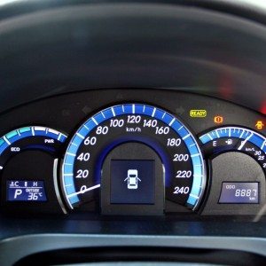 Toyota Camry Hybrid Instrumentation