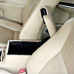 Toyota Camry Hybrid Seats