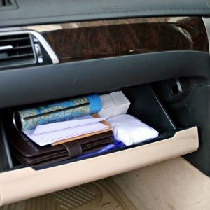 Toyota Camry Hybrid glove box