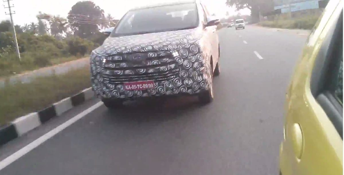 Toyota Innova Spied With LED DRL
