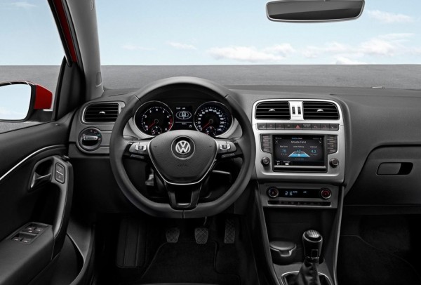 Volkswagen Polo 1.0 TSI BlueMotion (4)