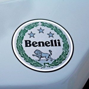 benelli tnt  logo
