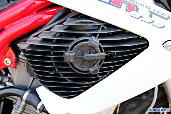 benelli-tnt-899-radiator