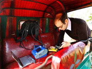 rickshaw research by us scientist joshua apte reveals extreme pollution in delhi