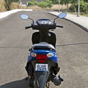 suzuki lets rear