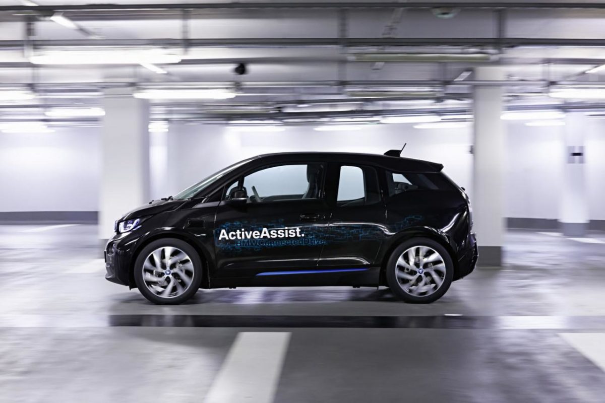 BMW to Showcase Remote Valet Parking at CES