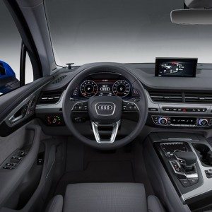 Audi Q interior