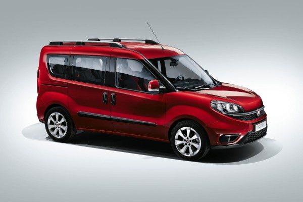 2015 Fiat Doblo (2)