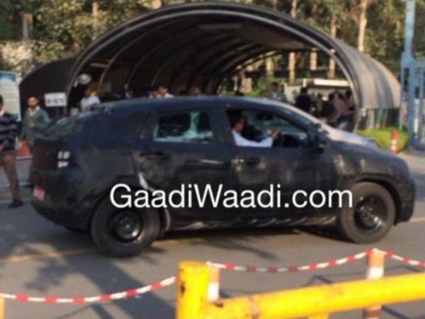 2015-Maruti-Suzuki-YRA-Spied-India-Side (1)