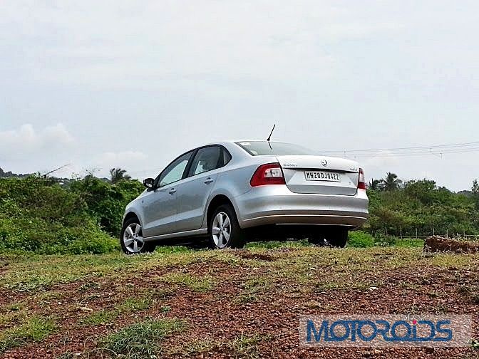 2015 Skoda Rapid TDI Manual (2)