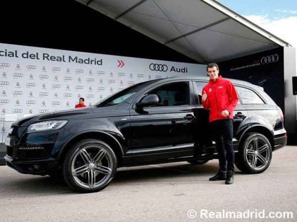 VIDEO : Audi Presents Real Madrid Team with New Fleet of Cars