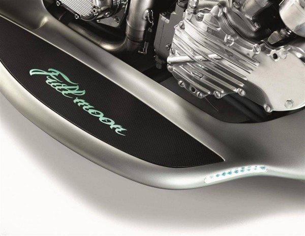 Akrapovic New Full Moon motorcycle (4)