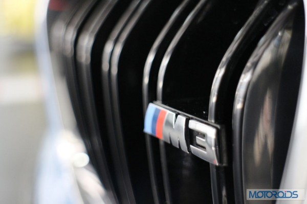 BMW M3 grille (1)