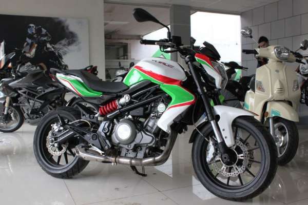 Benelli-TNT250