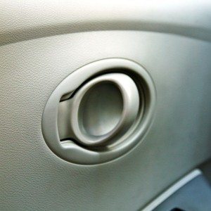 Datsun GO left door lever